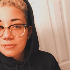 Meet your Posher, Lexa